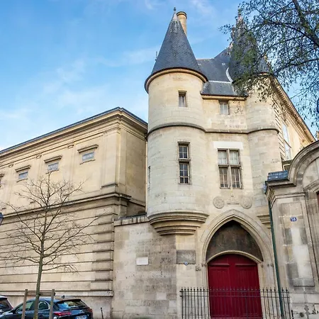 Le Marais L 5br & Ac - Duplex In Appartement Parijs